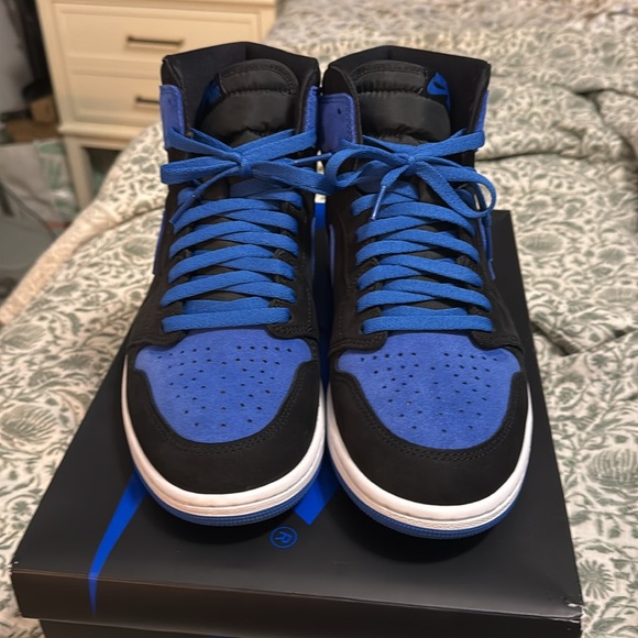 Air Jordan 1 Royal Reimagined 2023 Size 11 Used 9/10 condition - Picture 2 of 11